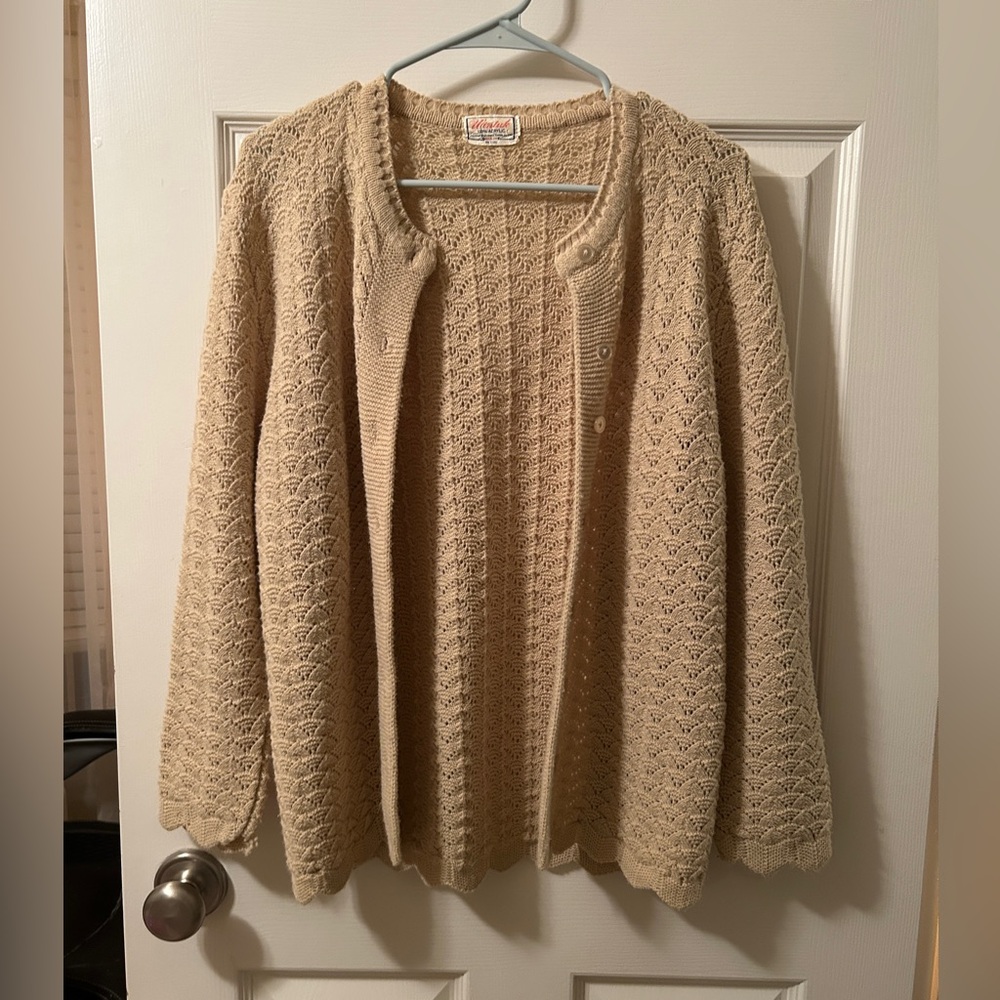 Wintuk Vintage Cream Sweater